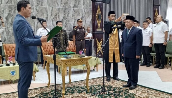 Bupati Muhammad Fadhil Arief Lantik Sekretaris Daerah Kabupaten Batanghari