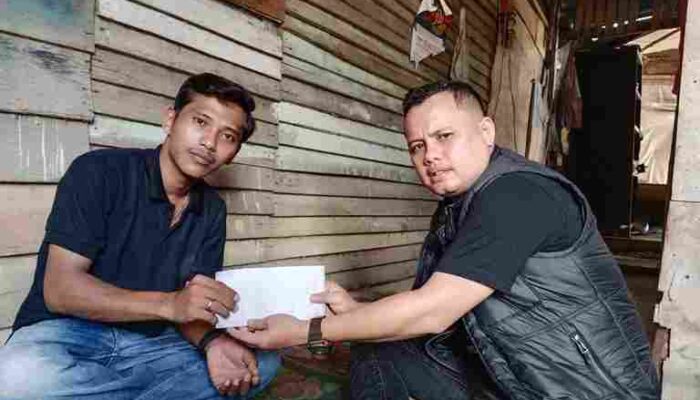 Dibantu AKBP Suwinto, Sahabat Jum’at Salurkan Bantuan Biaya Pendamping Pasien Kurang Mampu