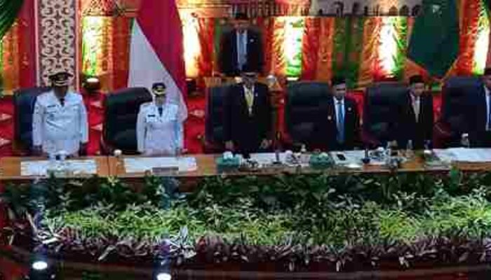 Sidang Paripurna Perdana: Bupati Siak Afni Z dan Wabup Syamsurizal Siap Membangun Siak Bermartabat