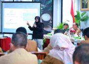 Berkeadilan, Tahun 2025 Bupati Afni Akan Membangun Jalan di Semua Kecamatan