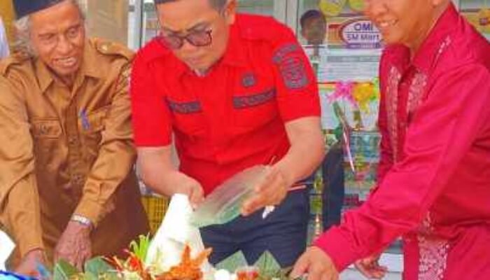 Grand Opening Sialang Makmur Mart Dihadiri Bupati H.Zukri,Simbol Kemajuan Ekonomi Rakyat