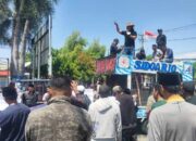 Ratusan Nelayan Pantura Datangi Kantor Petronas Gresik, Tuntut Ganti Rugi Kerusakan Rumah Ikan