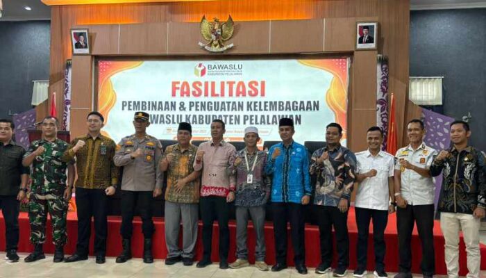 Bawaslu Pelalawan Pererat Sinergi Lewat Pembinaan dan Penguatan Kelembagaan