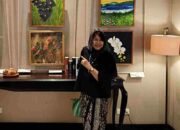 Perjalanan ‘Nunung’, Dari Politisi Hingga ‘Van Gogh Indonesia