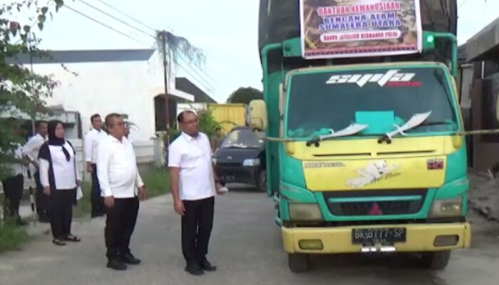 Kabaintelkam Melalui Dirintelkam Polda Sumut Salurkan Bantuan ‎ 