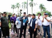 Pererat Silaturahmi, Wakapolda Jambi Bersama Ribuan Warga Semarakkan Jalan Santai HUT Provinsi Jambi