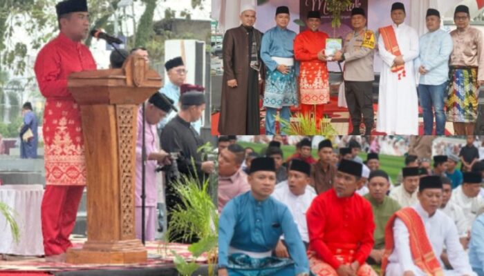 Berbaur dengan Ribuan Warga, Bupati dan Wabup Pelalawan Sholat Ied di Lapangan Mini Soccer
