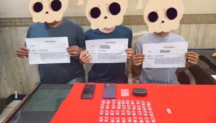 Satresnarkoba Polresta Jambi Tangkap 3 Orang Pelaku Tindak Pidana Narkotika, Amankan BB Sabu 56 Paket