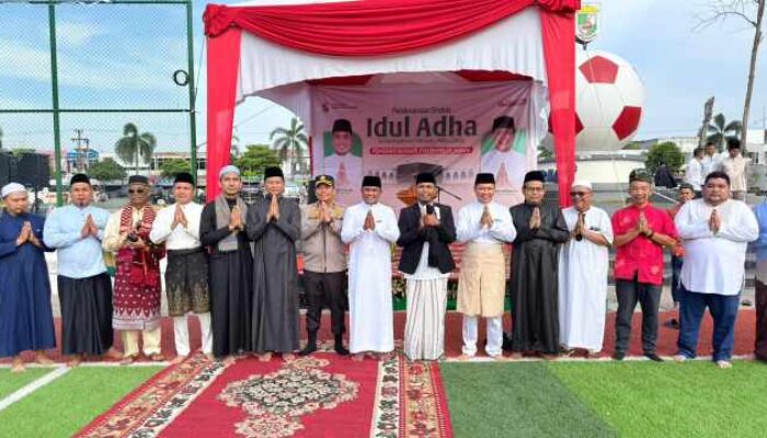 Momentum Iduladha 1447 H, Bupati Zukri Ajak Masyarakat Pelalawan Tanamkan Semangat Gotong Royong