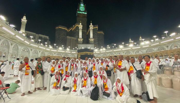 Jamaah Umrah Kediri Pertama Pasca Musim Haji Tahun Ini Berangkat Bersama Mabrur Mandiri Wisata