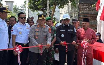 Perkuat Konektivitas Wilayah, Bupati dan Wabup Pelalawan Hadiri Peresmian Jembatan Merah Putih Presisi di Desa Rangsang