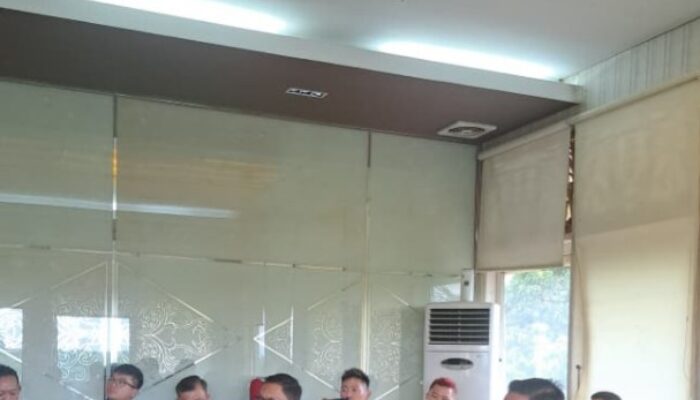 Bupati Zukri Pimpin Rapat Dukungan Penanganan Jalan Lintas Bono Ruas Sebekek-Segamai