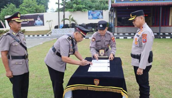 Mutasi di Lingkungan Polres Labuhanbatu, IPTU Fajar Sidik Resmi Emban Jabatan Kasiwas