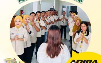 Hari Pelanggan Nasional 2026, Adira Finance Pangkalan Kerinci Bagi Promo Bunga 1,97% Hingga Umrah Gratis