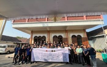Aston Sidoarjo Gandeng Kodim 0816 dan MBM Service Bersihkan Masjid Baitul Mujtahidin Sidoarjo