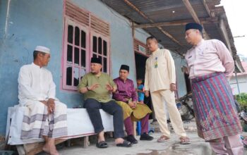 HUT ke-27 Kabupaten Siak, Diskominfo Salurkan Sembako untuk Lansia dan Warga Membutuhkan